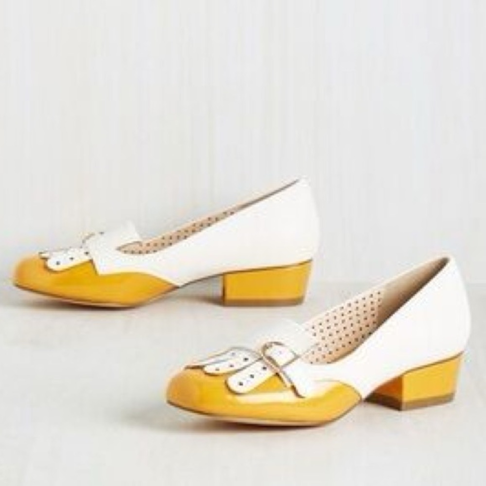 B.A.I.T Footwear Vintage Mary Jane Shoes Size 8‎
